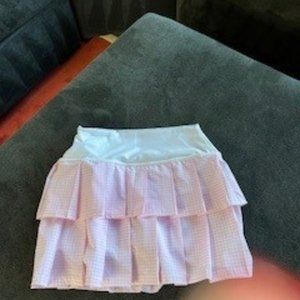 Faye + Florie skirt/skort size Small